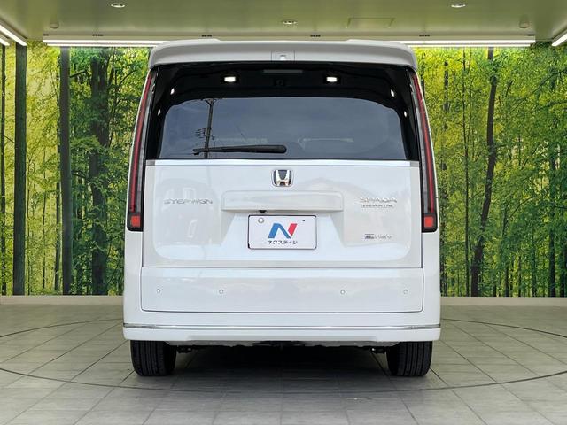 ステップワゴン e:HEVスパーダ プレミアムライン 純正11.4インチナビ 両側電動ドア 後席モニター 全周囲カメラ 衝突被害軽減システム レーダークルーズ 禁煙車 電動リアゲート コーナーセンサー スマートキー LEDヘッド ビルトインETC(16枚目)