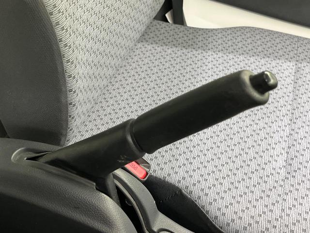 キャリイトラック KC 4WD MT車 禁煙車 オートライト 横滑り防止装置(28枚目)