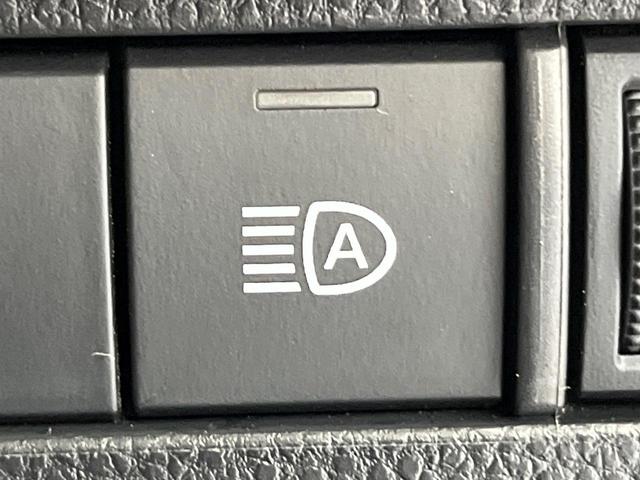 ハリアー S 4WD トヨタセーフティセンス 純正8インチディスプレイオーディオ Bluetooth再生 バックカメラ フルセグTV ETC レーダークルーズ LEDヘッドライト デュアルオートエアコン(34枚目)