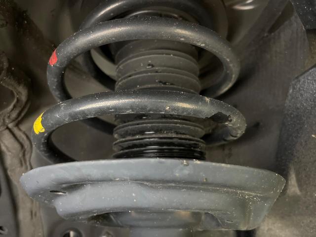 ハリアー S 4WD トヨタセーフティセンス 純正8インチディスプレイオーディオ Bluetooth再生 バックカメラ フルセグTV ETC レーダークルーズ LEDヘッドライト デュアルオートエアコン(55枚目)