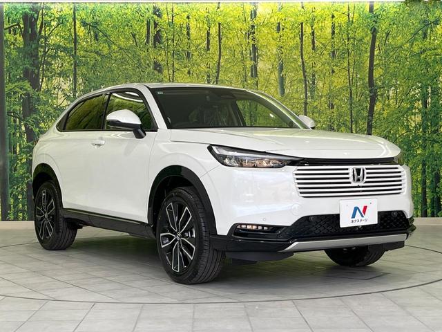 ヴェゼル ｅ：ＨＥＶ　Ｚ　登録済未使用車　全周囲カメラ　衝突被害軽減システム　レーダークルーズ　電動リアゲート　ハーフレザーシート　コーナーセンサー　スマートキー　ＬＥＤヘッド　ＥＴＣ２．０　車線逸脱警報　オートライト（18枚目）