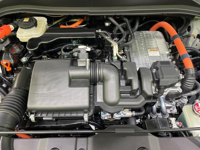 ヴェゼル ｅ：ＨＥＶ　Ｚ　登録済未使用車　全周囲カメラ　衝突被害軽減システム　レーダークルーズ　電動リアゲート　ハーフレザーシート　コーナーセンサー　スマートキー　ＬＥＤヘッド　ＥＴＣ２．０　車線逸脱警報　オートライト（20枚目）