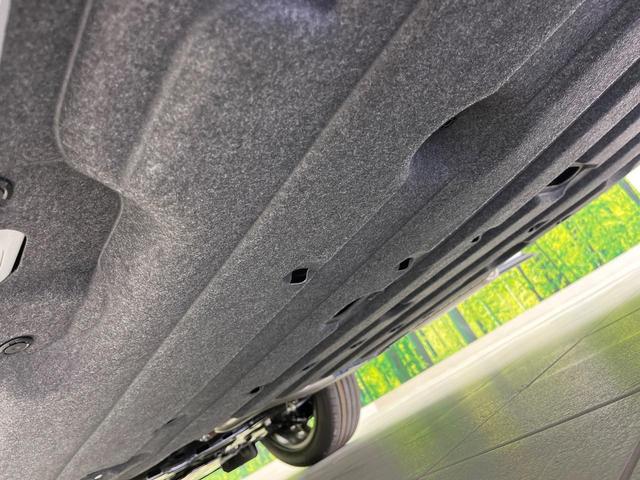 ヴェゼル ｅ：ＨＥＶ　Ｚ　登録済未使用車　全周囲カメラ　衝突被害軽減システム　レーダークルーズ　電動リアゲート　ハーフレザーシート　コーナーセンサー　スマートキー　ＬＥＤヘッド　ＥＴＣ２．０　車線逸脱警報　オートライト（23枚目）