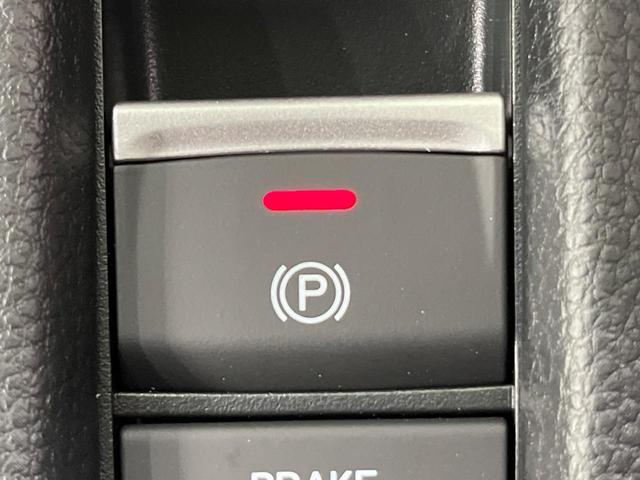 ヴェゼル ｅ：ＨＥＶ　Ｚ　登録済未使用車　全周囲カメラ　衝突被害軽減システム　レーダークルーズ　電動リアゲート　ハーフレザーシート　コーナーセンサー　スマートキー　ＬＥＤヘッド　ＥＴＣ２．０　車線逸脱警報　オートライト（36枚目）