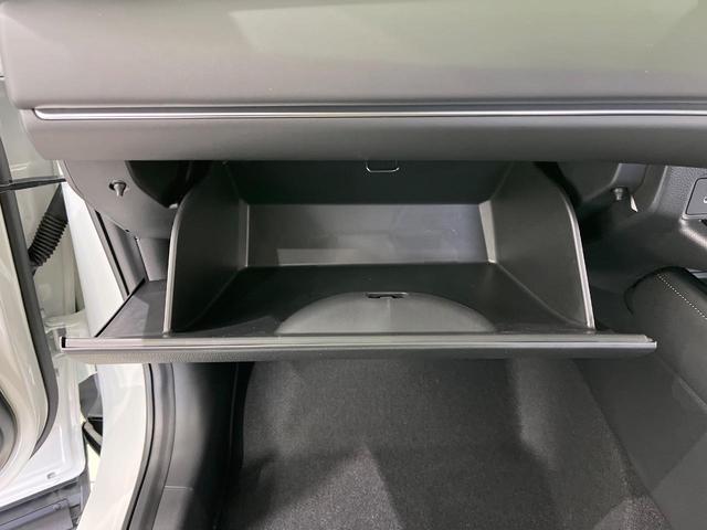 ヴェゼル ｅ：ＨＥＶ　Ｚ　登録済未使用車　全周囲カメラ　衝突被害軽減システム　レーダークルーズ　電動リアゲート　ハーフレザーシート　コーナーセンサー　スマートキー　ＬＥＤヘッド　ＥＴＣ２．０　車線逸脱警報　オートライト（40枚目）