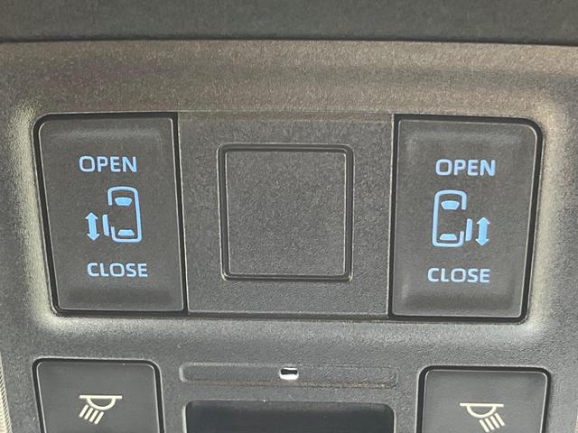 ヴォクシー S-G トヨタセーフティセンス 13.2インチフリップダウンモニター 純正ナビ機能付き10.5インチディスプレイオーディオ 両側パワースライドドア 7人乗り Bluetooth フルセグTV バックカメラ(4枚目)