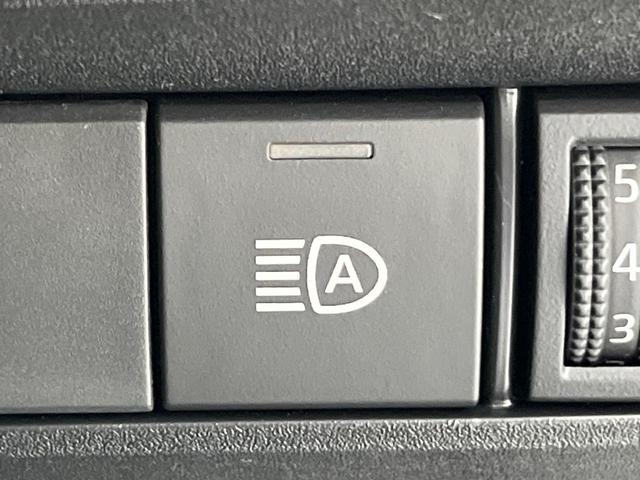 ヴォクシー S-G トヨタセーフティセンス 13.2インチフリップダウンモニター 純正ナビ機能付き10.5インチディスプレイオーディオ 両側パワースライドドア 7人乗り Bluetooth フルセグTV バックカメラ(33枚目)