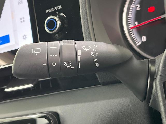 ヴォクシー S-G トヨタセーフティセンス 13.2インチフリップダウンモニター 純正ナビ機能付き10.5インチディスプレイオーディオ 両側パワースライドドア 7人乗り Bluetooth フルセグTV バックカメラ(40枚目)