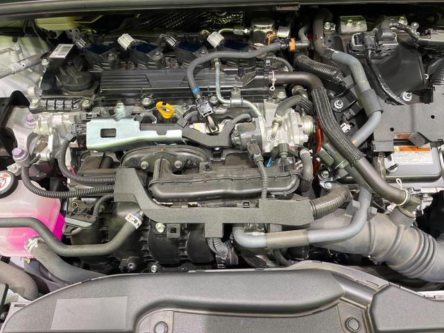 プリウス Ｚ　４ＷＤ　１２．３型ナビ機能付きディスプレイオーディオ　禁煙車　全周囲カメラ　衝突被害軽減システム　レーダークルーズ　電動リアゲート　パワーシート　コーナーセンサー　ＬＥＤヘッド　ＥＴＣ２．０（18枚目）