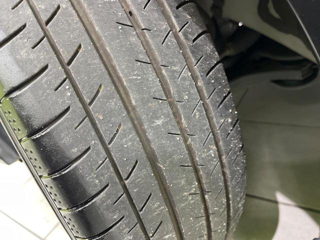 プリウス Ｚ　４ＷＤ　１２．３型ナビ機能付きディスプレイオーディオ　禁煙車　全周囲カメラ　衝突被害軽減システム　レーダークルーズ　電動リアゲート　パワーシート　コーナーセンサー　ＬＥＤヘッド　ＥＴＣ２．０（53枚目）