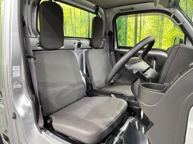 ドライバーによって運転しやすいポジションは異なり、あの車はどうなのか不安なこともありますよね。気になるお車は店頭で乗り込んでご確認いただけます♪