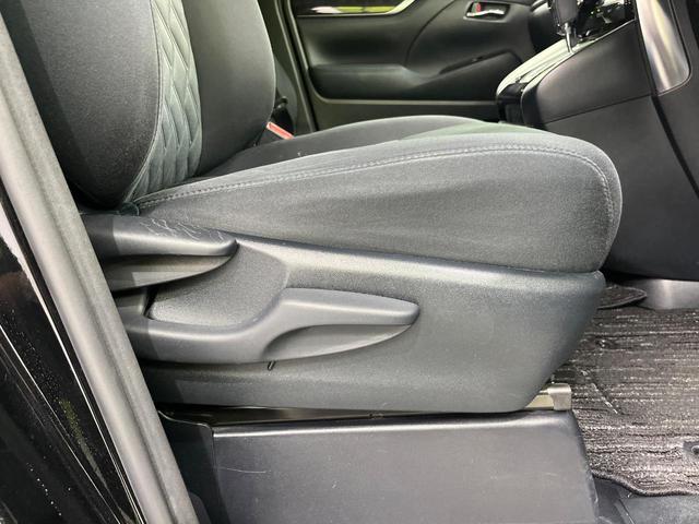 アルファード ２．５Ｓ　Ａパッケージ　４ＷＤ　トヨタセーフティセンス　フリップダウンモニター　両側パワースライドドア　純正９インチナビ　Ｂｌｕｅｔｏｏｔｈ再生　バックカメラ　禁煙車　クリアランスソナー　レーダークルーズ（44枚目）