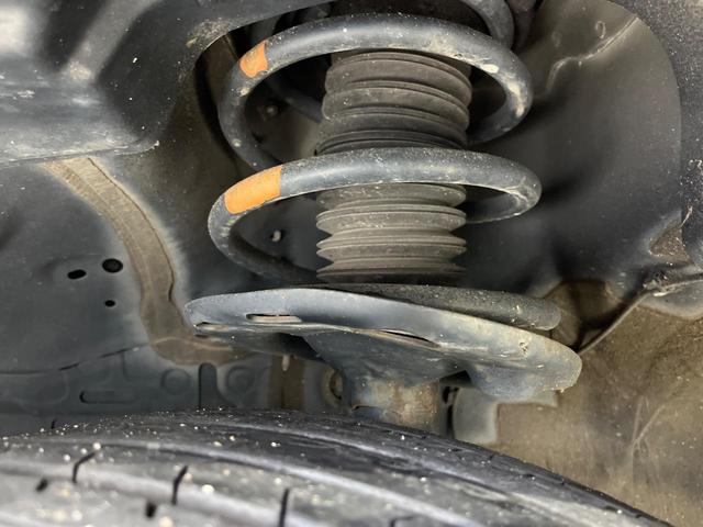 アルファード ２．５Ｓ　Ａパッケージ　４ＷＤ　トヨタセーフティセンス　フリップダウンモニター　両側パワースライドドア　純正９インチナビ　Ｂｌｕｅｔｏｏｔｈ再生　バックカメラ　禁煙車　クリアランスソナー　レーダークルーズ（55枚目）