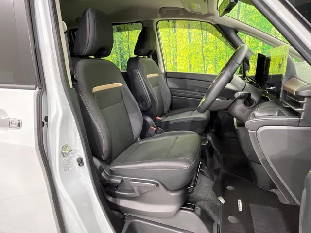 セレナ ｅ－パワー　ハイウェイスターＶ　インテリジェントエマージェンシーブレーキ　フリップダウンモニター　純正１２．３インチナビ　両側パワースライドドア　アラウンドビューモニター　Ｂｌｕｅｔｏｏｔｈ再生　フルセグＴＶ　禁煙車（8枚目）