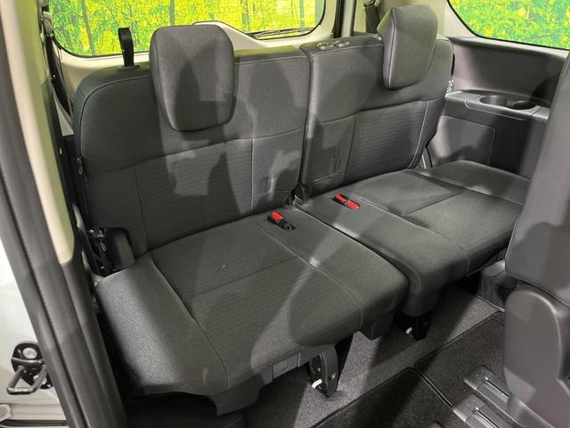 セレナ ｅ－パワー　ハイウェイスターＶ　インテリジェントエマージェンシーブレーキ　フリップダウンモニター　純正１２．３インチナビ　両側パワースライドドア　アラウンドビューモニター　Ｂｌｕｅｔｏｏｔｈ再生　フルセグＴＶ　禁煙車（10枚目）