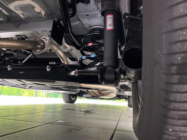 セレナ ｅ－パワー　ハイウェイスターＶ　インテリジェントエマージェンシーブレーキ　フリップダウンモニター　純正１２．３インチナビ　両側パワースライドドア　アラウンドビューモニター　Ｂｌｕｅｔｏｏｔｈ再生　フルセグＴＶ　禁煙車（21枚目）