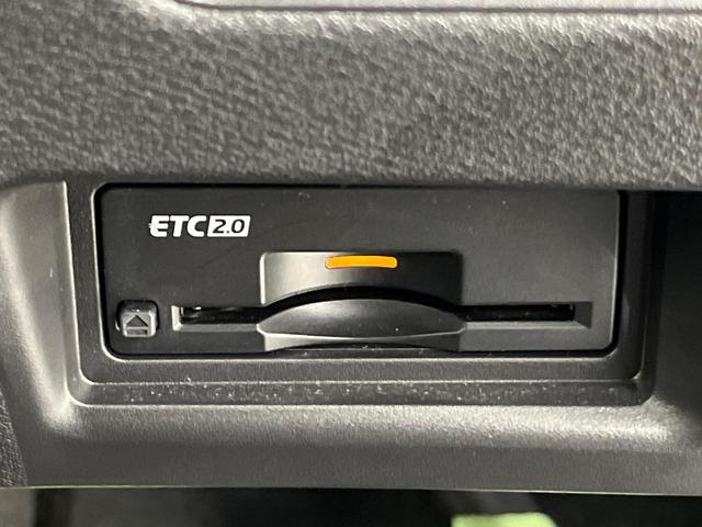 セレナ ｅ－パワー　ハイウェイスターＶ　インテリジェントエマージェンシーブレーキ　フリップダウンモニター　純正１２．３インチナビ　両側パワースライドドア　アラウンドビューモニター　Ｂｌｕｅｔｏｏｔｈ再生　フルセグＴＶ　禁煙車（36枚目）