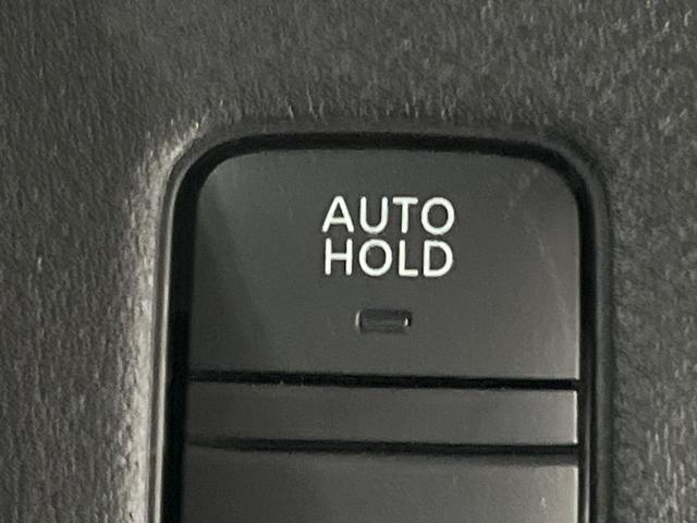 セレナ ｅ－パワー　ハイウェイスターＶ　インテリジェントエマージェンシーブレーキ　フリップダウンモニター　純正１２．３インチナビ　両側パワースライドドア　アラウンドビューモニター　Ｂｌｕｅｔｏｏｔｈ再生　フルセグＴＶ　禁煙車（38枚目）