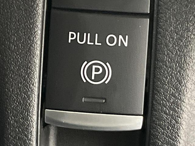 セレナ ｅ－パワー　ハイウェイスターＶ　インテリジェントエマージェンシーブレーキ　フリップダウンモニター　純正１２．３インチナビ　両側パワースライドドア　アラウンドビューモニター　Ｂｌｕｅｔｏｏｔｈ再生　フルセグＴＶ　禁煙車（39枚目）