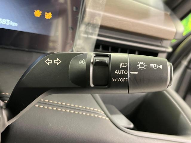 セレナ ｅ－パワー　ハイウェイスターＶ　インテリジェントエマージェンシーブレーキ　フリップダウンモニター　純正１２．３インチナビ　両側パワースライドドア　アラウンドビューモニター　Ｂｌｕｅｔｏｏｔｈ再生　フルセグＴＶ　禁煙車（40枚目）