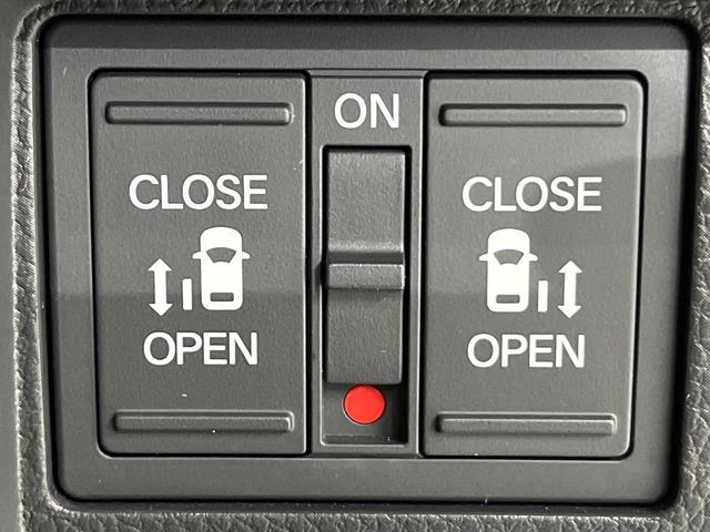 ステップワゴン ｅ：ＨＥＶスパーダ　ホンダセンシング　１０．１インチフリップダウンモニター　両側パワースライドドア　純正９インチナビ　Ｂｌｕｅｔｏｏｔｈ再生　ドライブレコーダー　バックカメラ　フルセグＴＶ　ＥＴＣ　禁煙車（5枚目）