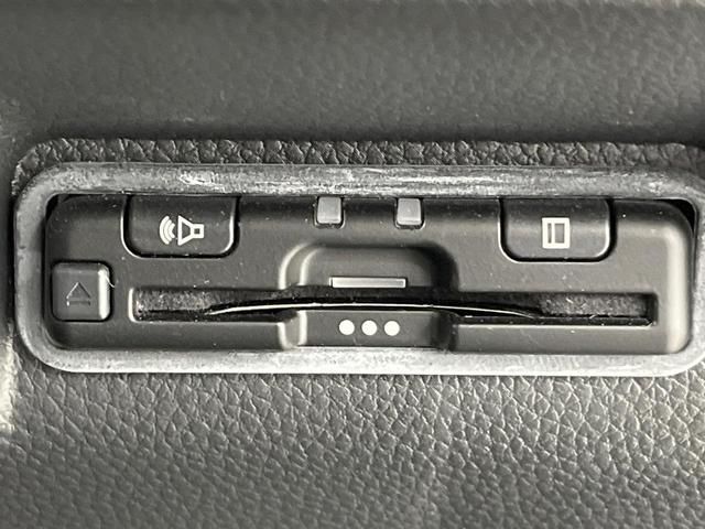 ステップワゴン ｅ：ＨＥＶスパーダ　ホンダセンシング　１０．１インチフリップダウンモニター　両側パワースライドドア　純正９インチナビ　Ｂｌｕｅｔｏｏｔｈ再生　ドライブレコーダー　バックカメラ　フルセグＴＶ　ＥＴＣ　禁煙車（35枚目）