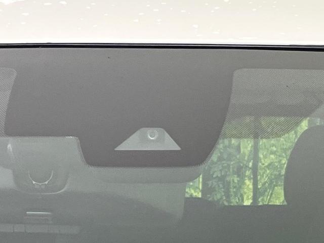 エクストレイル ２０Ｘｉ　４ＷＤ　インテリジェントエマージェンシーブレーキ　ＳＤナビ　アラウンドビューモニター　Ｂｌｕｅｔｏｏｔｈ再生　プロパイロット　ＬＥＤヘッドライト　フロントフォグ　禁煙車　クリアランスソナー（4枚目）