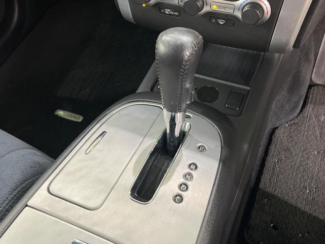 ムラーノ 250XL FOUR 4WD 純正ナビ Bluetooth ETC 禁煙車 ドアバイザー プライバシーガラス スマートキー 禁煙車 HIDヘッドライト オートライト 電動格納ミラー 純正18インチアルミホイール(35枚目)