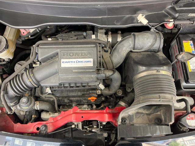 親切・丁寧な専門メカニックスタッフが応対！・車検・点検整備・事故等の修理などアフターサービスも安心。お車のカスタマイズもネクステージのサービススタッフまでご相談ください！