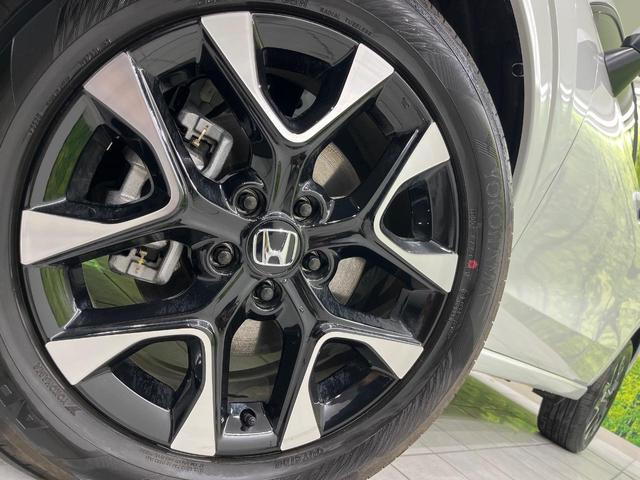 ＺＲ－Ｖ ｅ：ＨＥＶ　Ｚ　全周囲カメラ　衝突被害軽減システム　レーダークルーズ　禁煙車　電動リアゲート　レザーシート　コーナーセンサー　スマートキー　ＬＥＤヘッド　ＥＴＣ２．０　車線逸脱警報　オートライト　デュアルエアコン（13枚目）