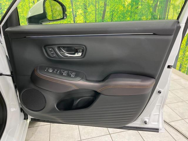 ＺＲ－Ｖ ｅ：ＨＥＶ　Ｚ　全周囲カメラ　衝突被害軽減システム　レーダークルーズ　禁煙車　電動リアゲート　レザーシート　コーナーセンサー　スマートキー　ＬＥＤヘッド　ＥＴＣ２．０　車線逸脱警報　オートライト　デュアルエアコン（21枚目）