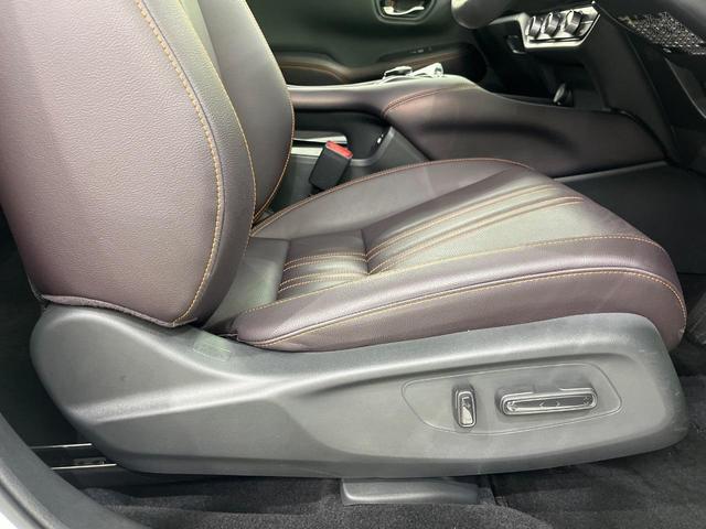 ＺＲ－Ｖ ｅ：ＨＥＶ　Ｚ　全周囲カメラ　衝突被害軽減システム　レーダークルーズ　禁煙車　電動リアゲート　レザーシート　コーナーセンサー　スマートキー　ＬＥＤヘッド　ＥＴＣ２．０　車線逸脱警報　オートライト　デュアルエアコン（35枚目）