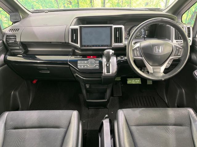 ステップワゴンスパーダ Ｚ　クールスピリット　４ＷＤ　両側パワースライドドア　純正１１インチフリップダウンモニター　純正９インチナビ　Ｂｌｕｅｔｏｏｔｈ再生　前後ドライブレコーダー　バックカメラ　フルセグＴＶ　８人乗り　禁煙車　クルコン（2枚目）