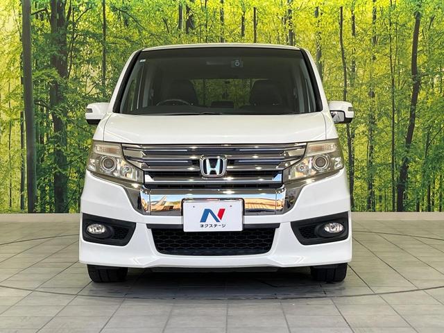 ステップワゴンスパーダ Ｚ　クールスピリット　４ＷＤ　両側パワースライドドア　純正１１インチフリップダウンモニター　純正９インチナビ　Ｂｌｕｅｔｏｏｔｈ再生　前後ドライブレコーダー　バックカメラ　フルセグＴＶ　８人乗り　禁煙車　クルコン（15枚目）