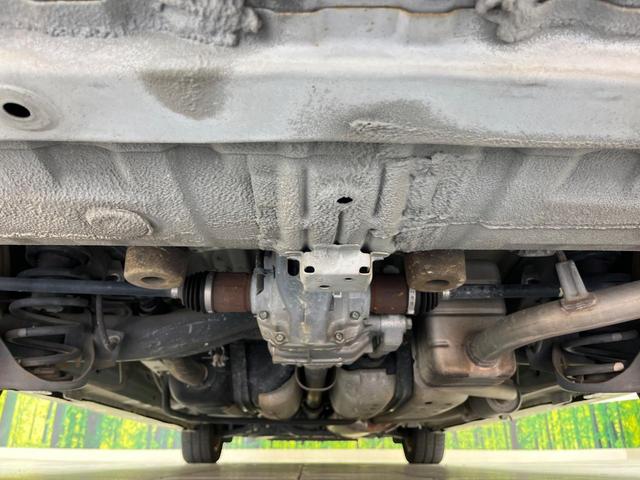 ステップワゴンスパーダ Ｚ　クールスピリット　４ＷＤ　両側パワースライドドア　純正１１インチフリップダウンモニター　純正９インチナビ　Ｂｌｕｅｔｏｏｔｈ再生　前後ドライブレコーダー　バックカメラ　フルセグＴＶ　８人乗り　禁煙車　クルコン（20枚目）