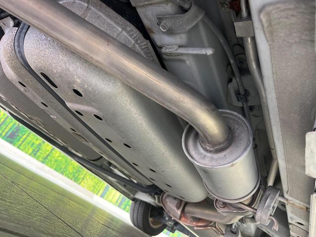 ステップワゴンスパーダ Ｚ　クールスピリット　４ＷＤ　両側パワースライドドア　純正１１インチフリップダウンモニター　純正９インチナビ　Ｂｌｕｅｔｏｏｔｈ再生　前後ドライブレコーダー　バックカメラ　フルセグＴＶ　８人乗り　禁煙車　クルコン（22枚目）