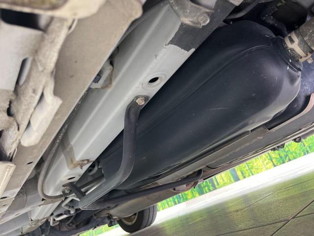 ステップワゴンスパーダ Ｚ　クールスピリット　４ＷＤ　両側パワースライドドア　純正１１インチフリップダウンモニター　純正９インチナビ　Ｂｌｕｅｔｏｏｔｈ再生　前後ドライブレコーダー　バックカメラ　フルセグＴＶ　８人乗り　禁煙車　クルコン（23枚目）