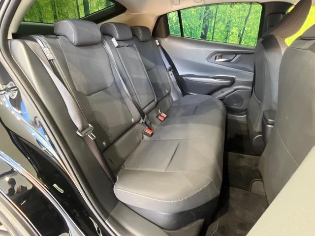 プリウス Ｇ　４ＷＤ　バックカメラ　衝突被害軽減システム　レーダークルーズ　禁煙車　ドラレコ　コーナーセンサー　スマートキー　ＬＥＤヘッド　ＥＴＣ２．０　オートハイビーム　車線逸脱警報　オートライト（9枚目）