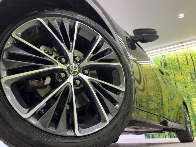 プリウス Ｇ　４ＷＤ　バックカメラ　衝突被害軽減システム　レーダークルーズ　禁煙車　ドラレコ　コーナーセンサー　スマートキー　ＬＥＤヘッド　ＥＴＣ２．０　オートハイビーム　車線逸脱警報　オートライト（13枚目）