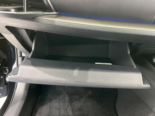 プリウス Ｇ　４ＷＤ　バックカメラ　衝突被害軽減システム　レーダークルーズ　禁煙車　ドラレコ　コーナーセンサー　スマートキー　ＬＥＤヘッド　ＥＴＣ２．０　オートハイビーム　車線逸脱警報　オートライト（26枚目）