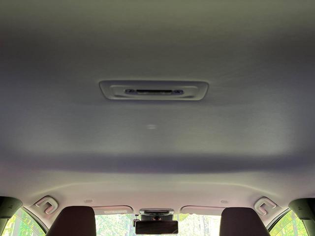プリウス Ｇ　４ＷＤ　バックカメラ　衝突被害軽減システム　レーダークルーズ　禁煙車　ドラレコ　コーナーセンサー　スマートキー　ＬＥＤヘッド　ＥＴＣ２．０　オートハイビーム　車線逸脱警報　オートライト（31枚目）