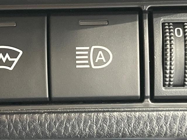 プリウス Ｇ　４ＷＤ　バックカメラ　衝突被害軽減システム　レーダークルーズ　禁煙車　ドラレコ　コーナーセンサー　スマートキー　ＬＥＤヘッド　ＥＴＣ２．０　オートハイビーム　車線逸脱警報　オートライト（33枚目）