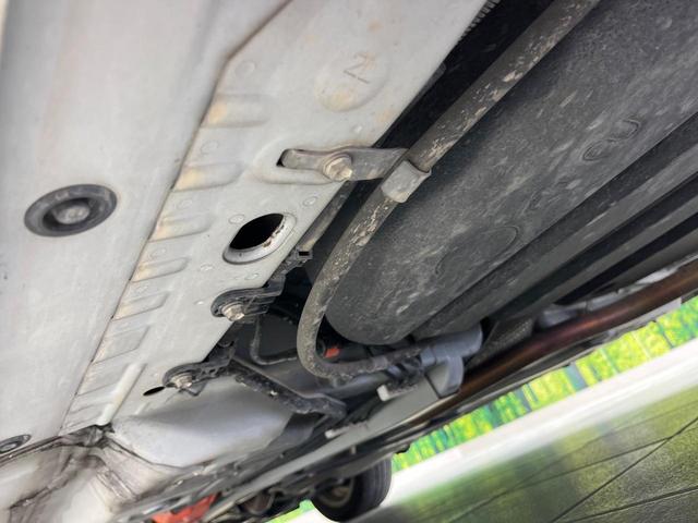 シエンタ ハイブリッドG 純正SDナビ 両側電動ドア バックカメラ 衝突被害軽減システム 禁煙車 ドラレコ スマートキー LEDヘッド ETC2.0 オートハイビーム 車線逸脱警報 オートライト オートエアコン(22枚目)