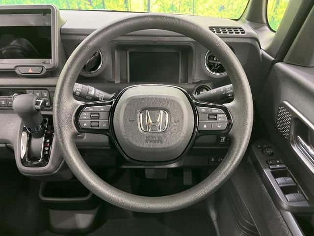 ステアリングも使用感が少なく、きれいな状態となっております♪