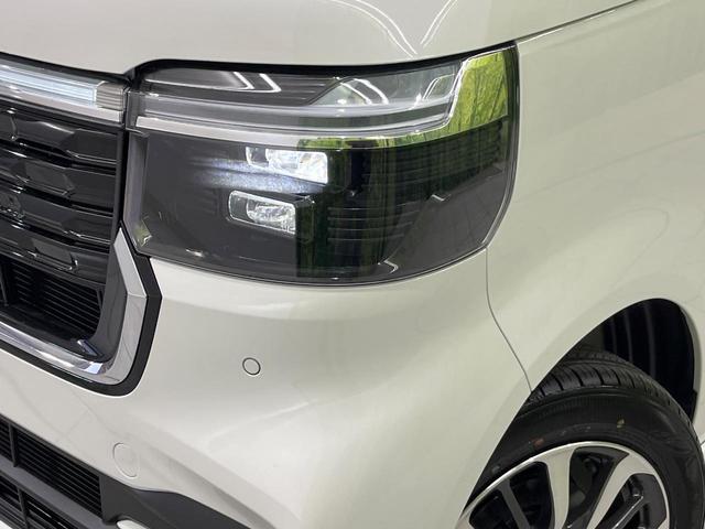 【ＬＥＤヘッドライト】悪天候や夜間走行時も良好な視界を確保し安心して運転できる高輝度ＬＥＤヘッドライトを装備！点灯速度が早く、消費電力も抑えられています。