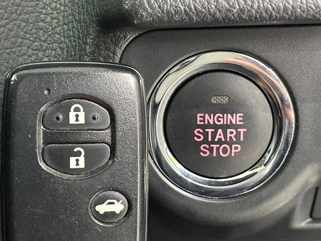 インプレッサスポーツ 2.0iアイサイト 4WD 純正SDナビ バックカメラ 衝突被害軽減システム レーダークルーズ 禁煙車 スマートキー HIDヘッド ビルトインETC オートライト デュアルエアコン 純正16インチアルミ(35枚目)