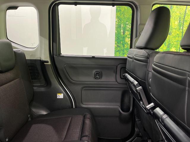 スペーシアカスタム ハイブリッドＸＳ　４ＷＤ　両側電動ドア　全周囲カメラ　衝突被害軽減システム　レーダークルーズ　禁煙車　純正ナビ　コーナーセンサー　ＬＥＤヘッド　車線逸脱警報　オートライト　オートエアコン　純正１５インチＡＷ（25枚目）