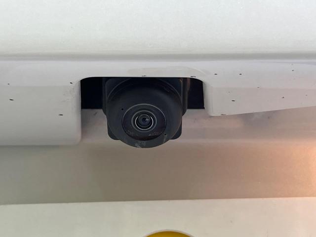 スペーシアカスタム ハイブリッドＸＳ　４ＷＤ　両側電動ドア　全周囲カメラ　衝突被害軽減システム　レーダークルーズ　禁煙車　純正ナビ　コーナーセンサー　ＬＥＤヘッド　車線逸脱警報　オートライト　オートエアコン　純正１５インチＡＷ（55枚目）