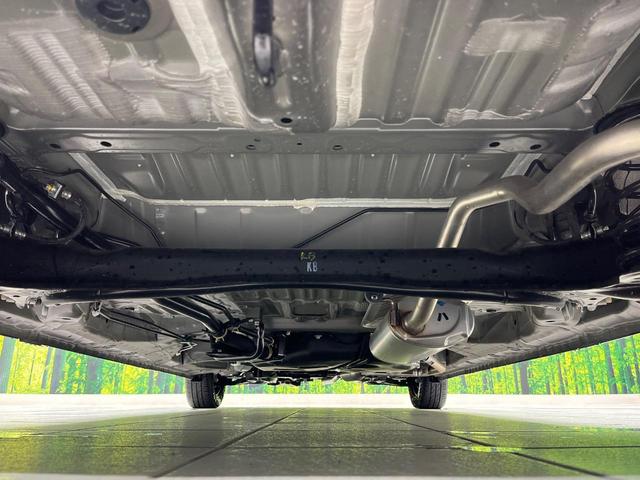 N-BOX ベースグレード 電動スライドドア 衝突被害軽減システム レーダークルーズ 禁煙車 コーナーセンサー スマートキー LEDヘッド 車線逸脱警報 オートライト オートエアコン CD再生 ステアリングスイッチ(20枚目)