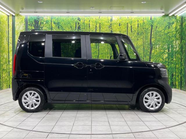 N-BOX ベースグレード 電動スライドドア 衝突被害軽減システム レーダークルーズ 禁煙車 コーナーセンサー スマートキー LEDヘッド 車線逸脱警報 オートライト オートエアコン CD再生 ステアリングスイッチ(29枚目)